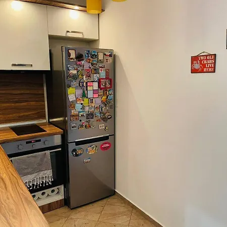 Lazur Apartment *